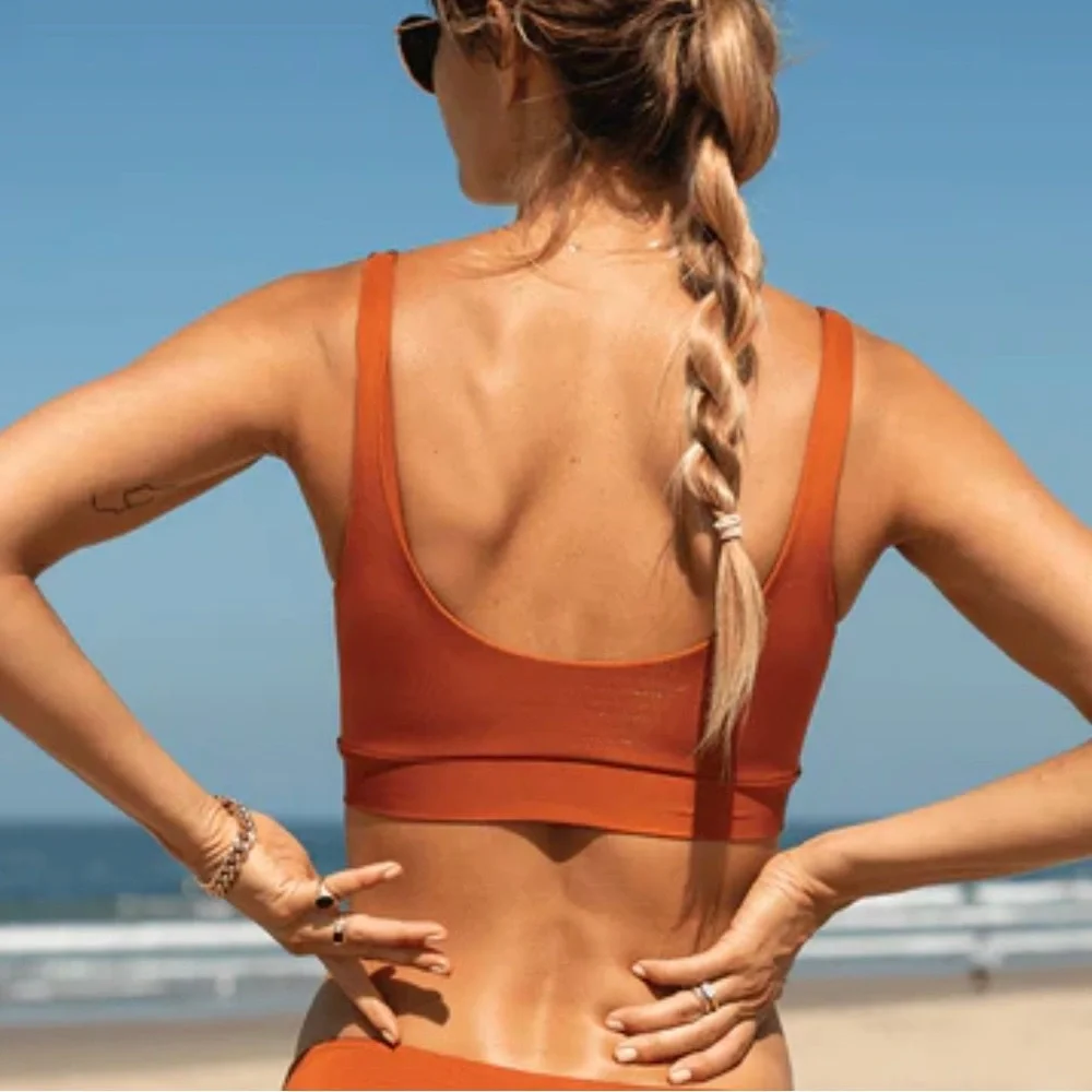 Left On Friday Double Scoop Top - Picture 2 of 9